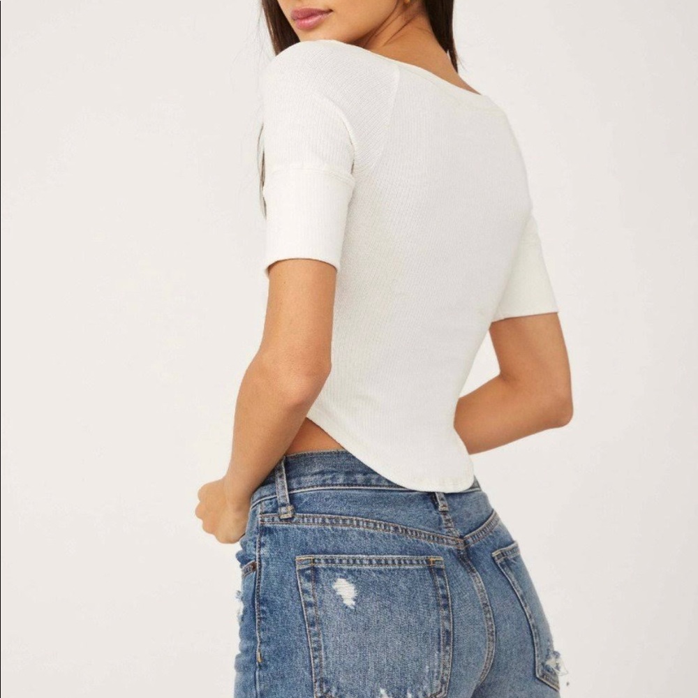 Free People Blake Baby Tee size Size BNWTS $38.00 - Picture 5 of 14